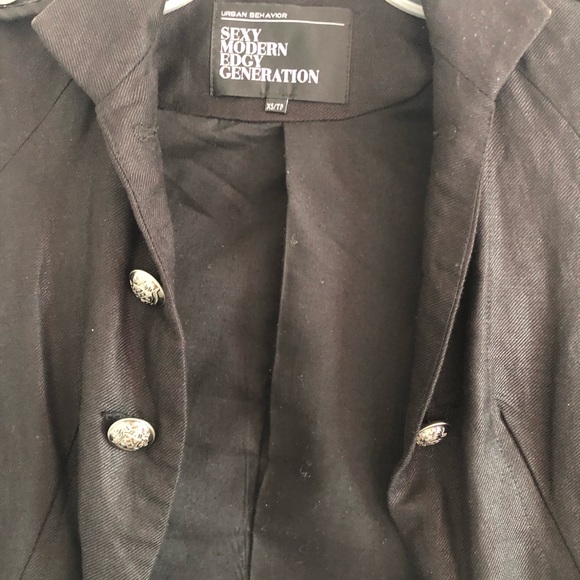 Just wear once - Picture 2 of 3